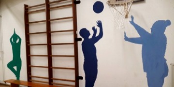 Im Fach Bewegung werden praktisch vielseitige Bewegungsübungen für die Menschen mit Handicap erlebbar vermittelt
