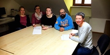 Klassensprecher und Schulleitung im Austausch Das Schulforum am runden Tisch